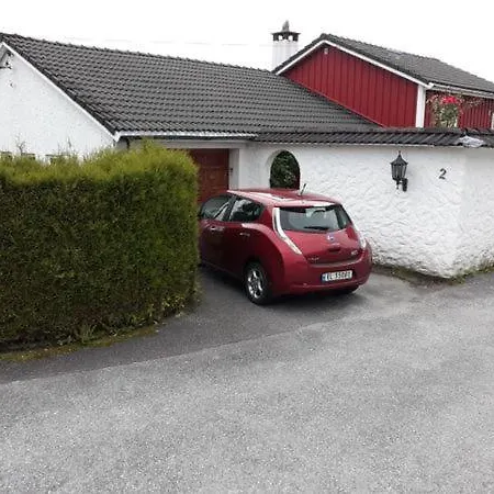 Idyllic House&garden, Urban&quiet Area, Free Car Parking * Bergen